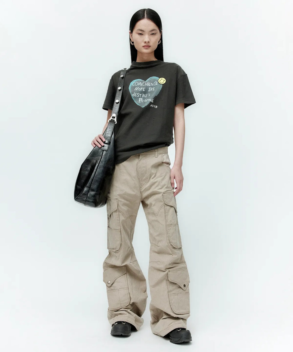 【ADSB】 UNISEX HEART MESSAGE T-SHIRT [ WHITE / CHARCOAL ]