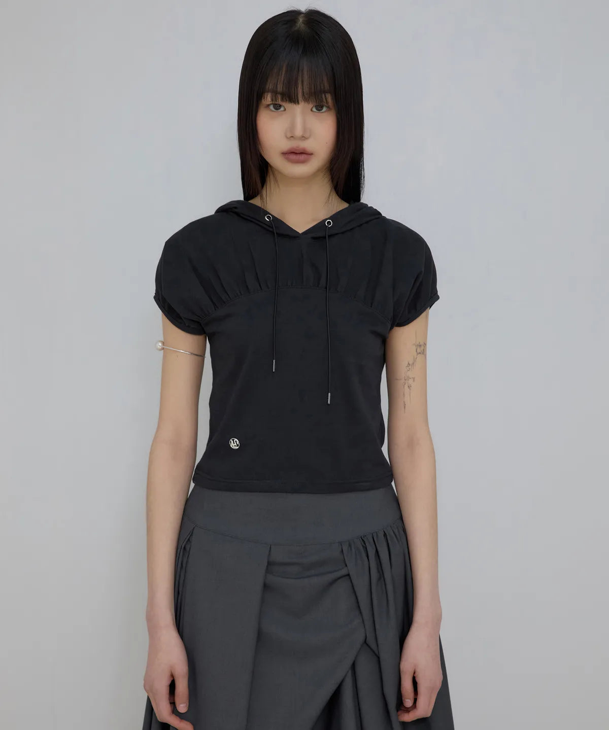 【Flare up】Kaya Shirred Hoodie [Black / Gray]