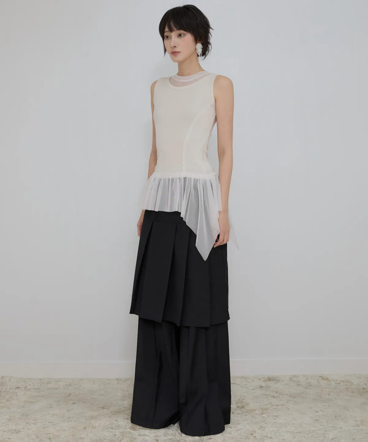 【Flare up】Layered Lace Frill Sleeveless - 3 colors
