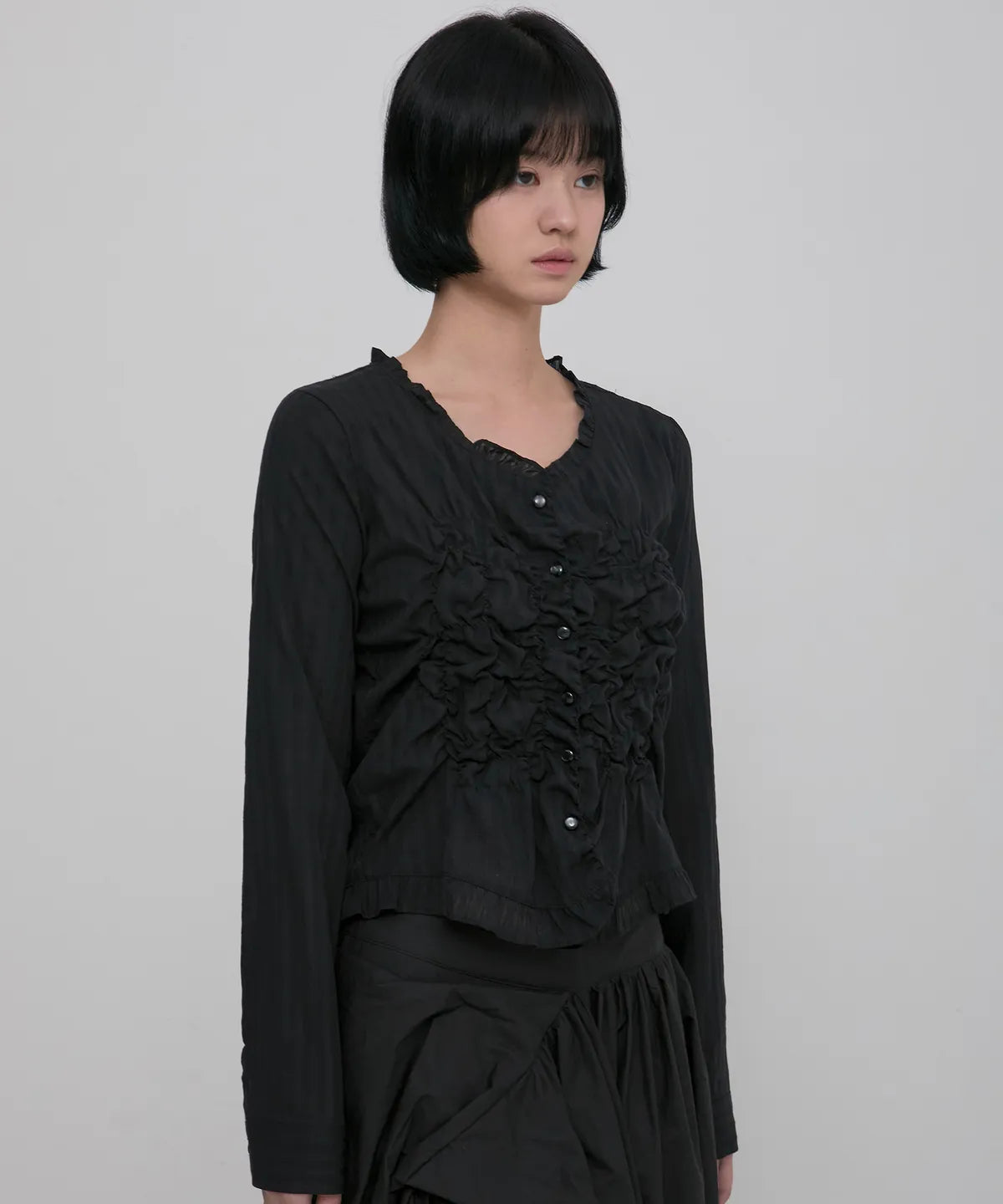 【Flare up】Saya Frill Puff Long Blouse [Black]
