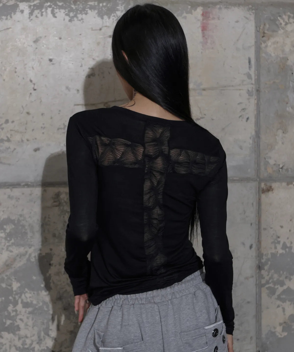 【Fancy Club】BACK CROSS LONG SLEEVE - 2 colors