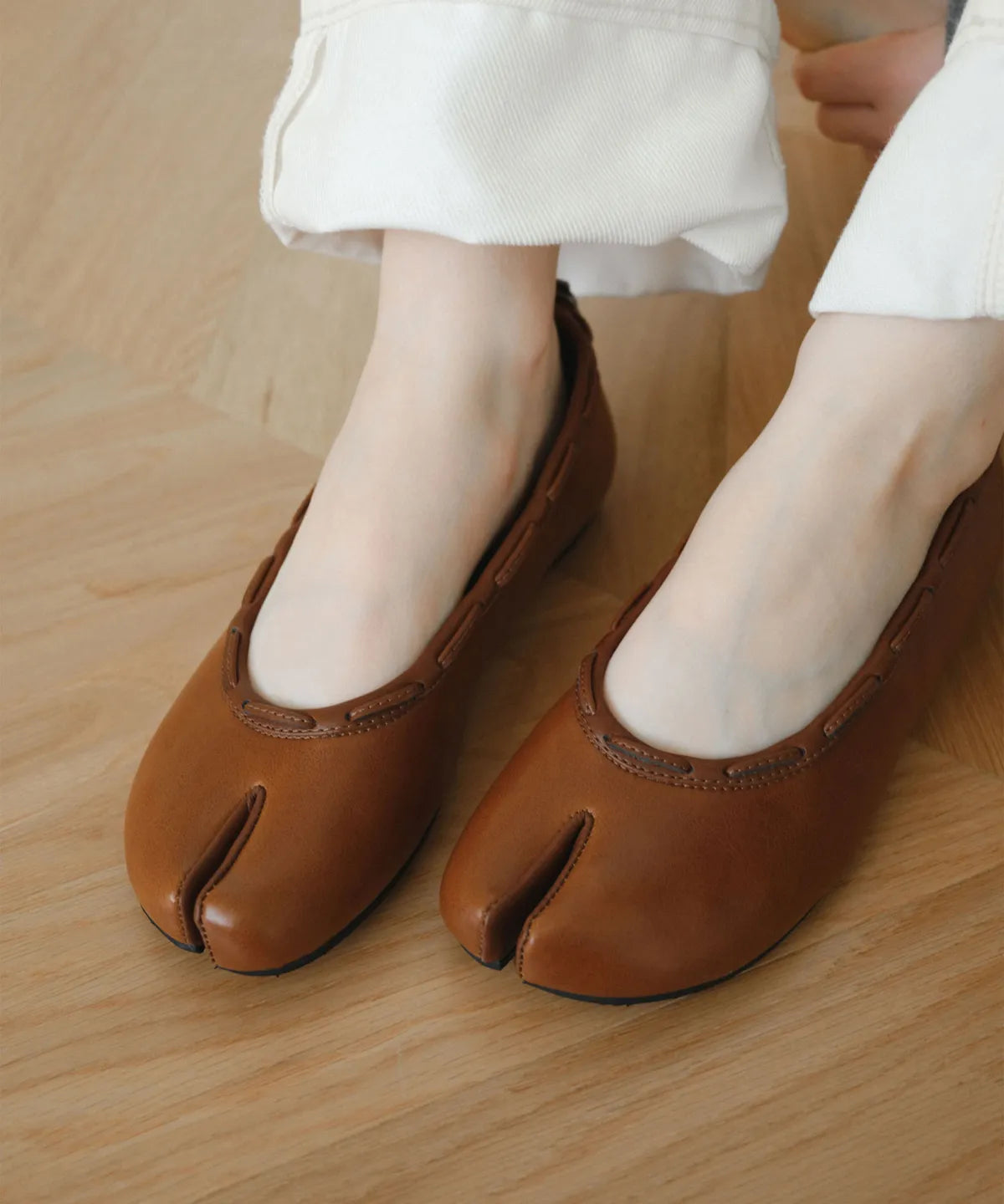 【PAES】Leather String Flat [ Brown / Black ]
