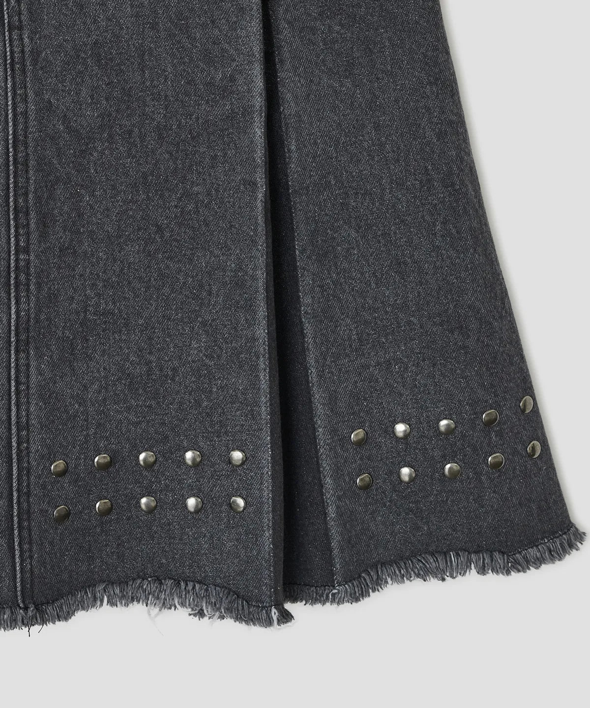 【typeservice】Stud Denim Panel Skirt [ Black ]