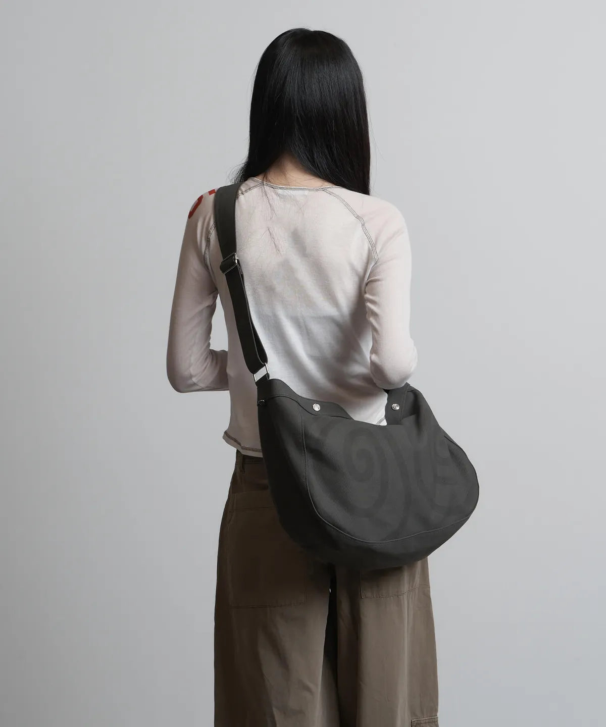 【peanut loop】Spiral Canvas cross bag - 4 colors