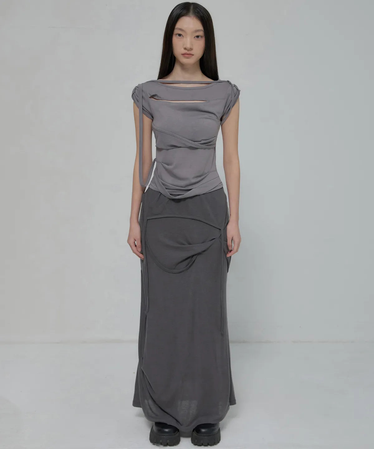 【Flare up】Asymmetrical Draped Strap Roll-Up T-Shirt [4 colors]