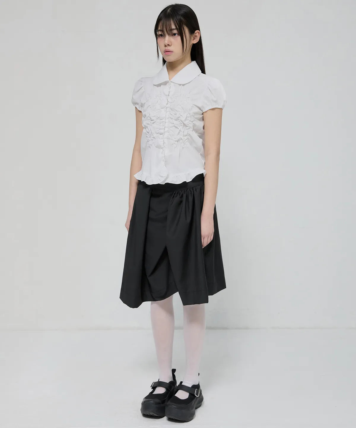【Flare up】Cloud Puff Blouse [Black / White]