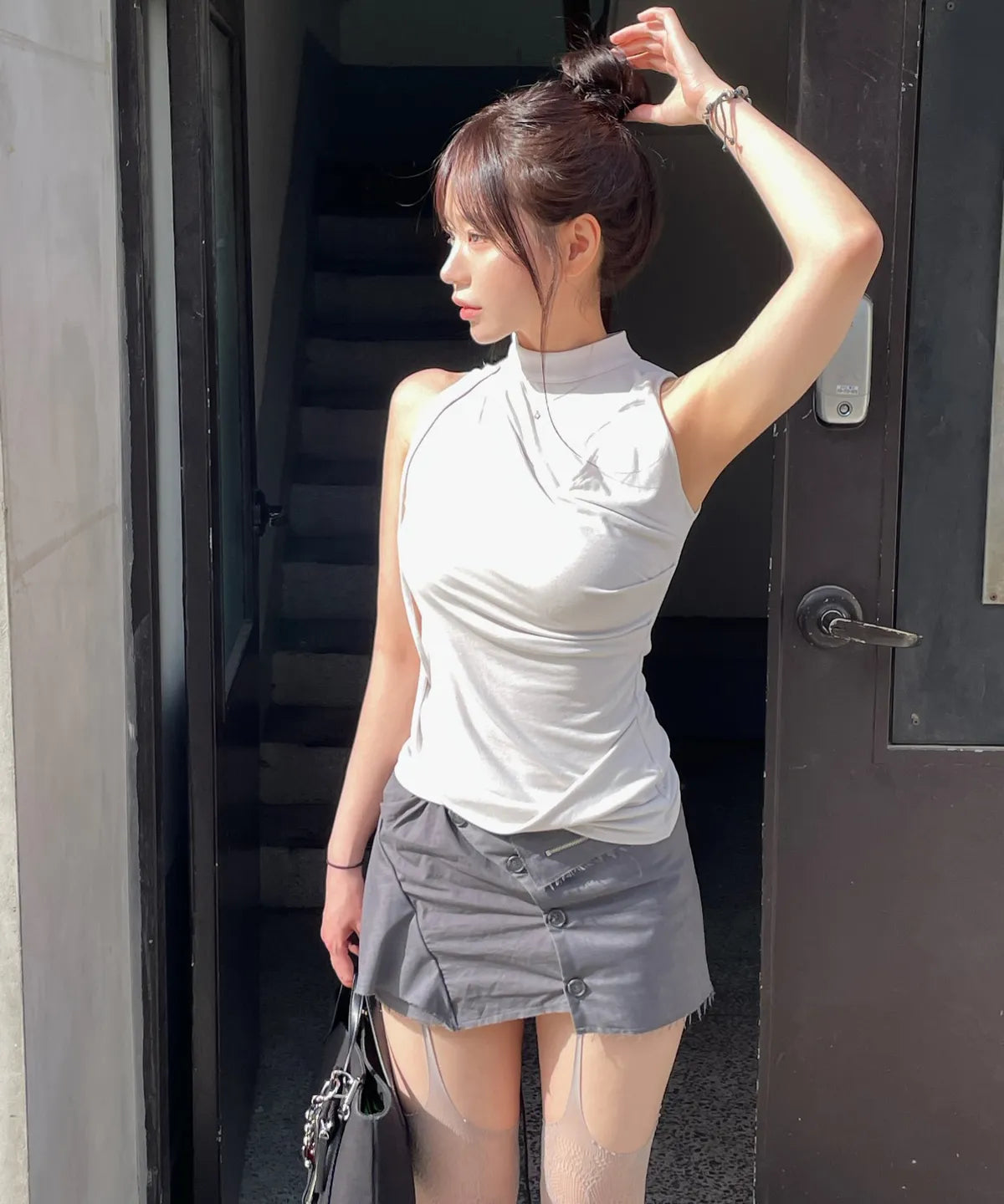 【Flare up】Draped Sleeveless Top [Black / White / Gray]