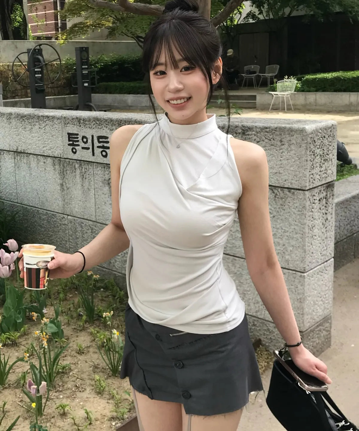 【Flare up】Draped Sleeveless Top [Black / White / Gray]