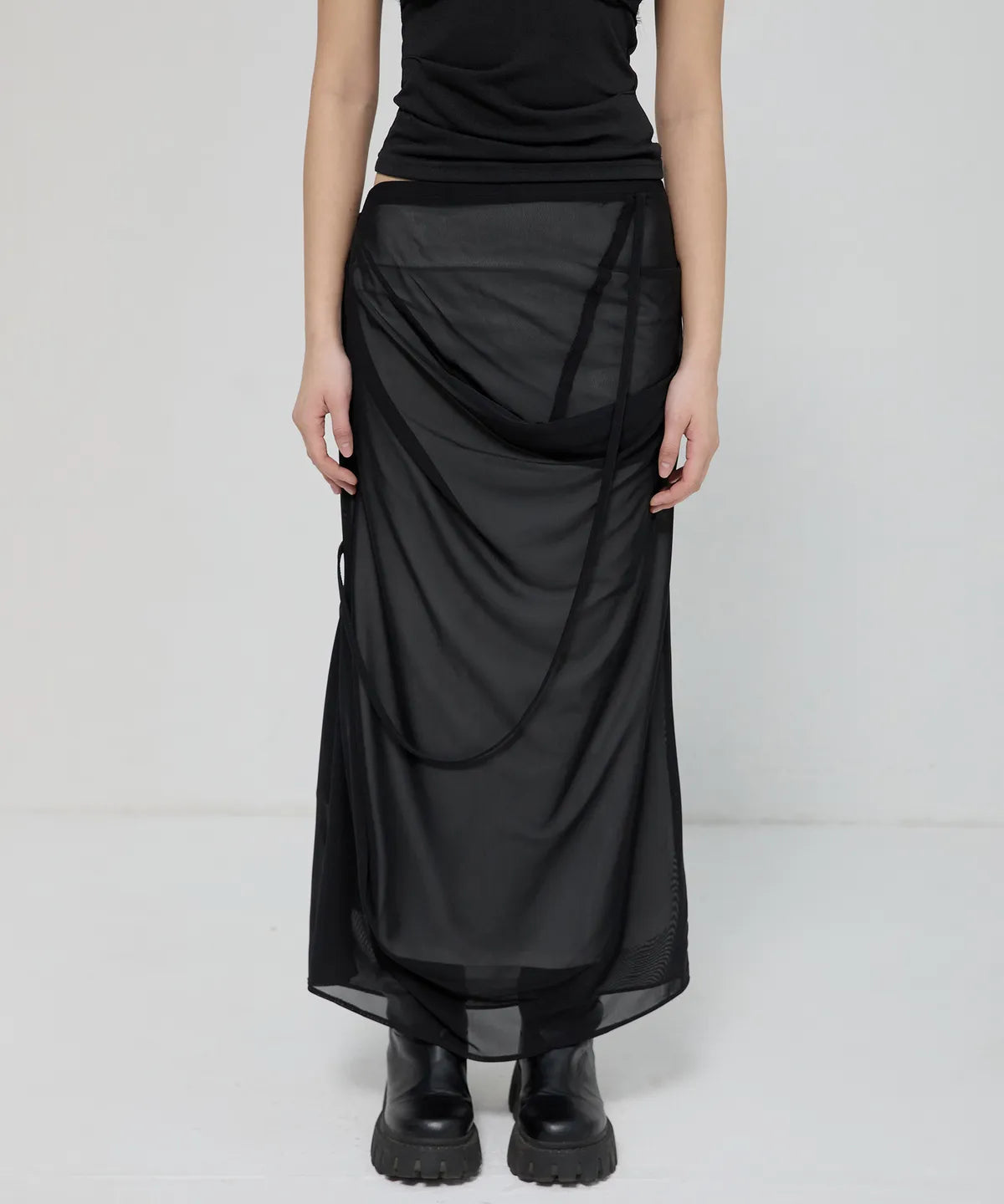 【Flare up】Draped Mesh Layered Long Skirt [Black / Gray]