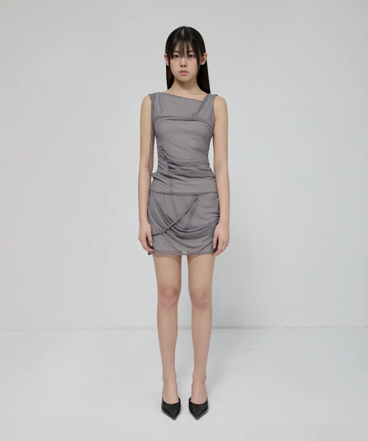 【Flare up】Draped Mesh Layered Mini Skirt [Black / Gray]
