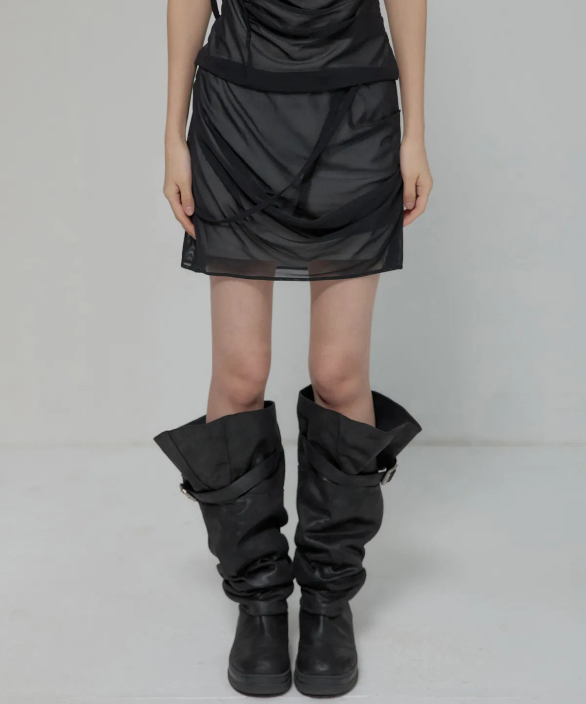 【Flare up】Draped Mesh Layered Mini Skirt [Black / Gray]