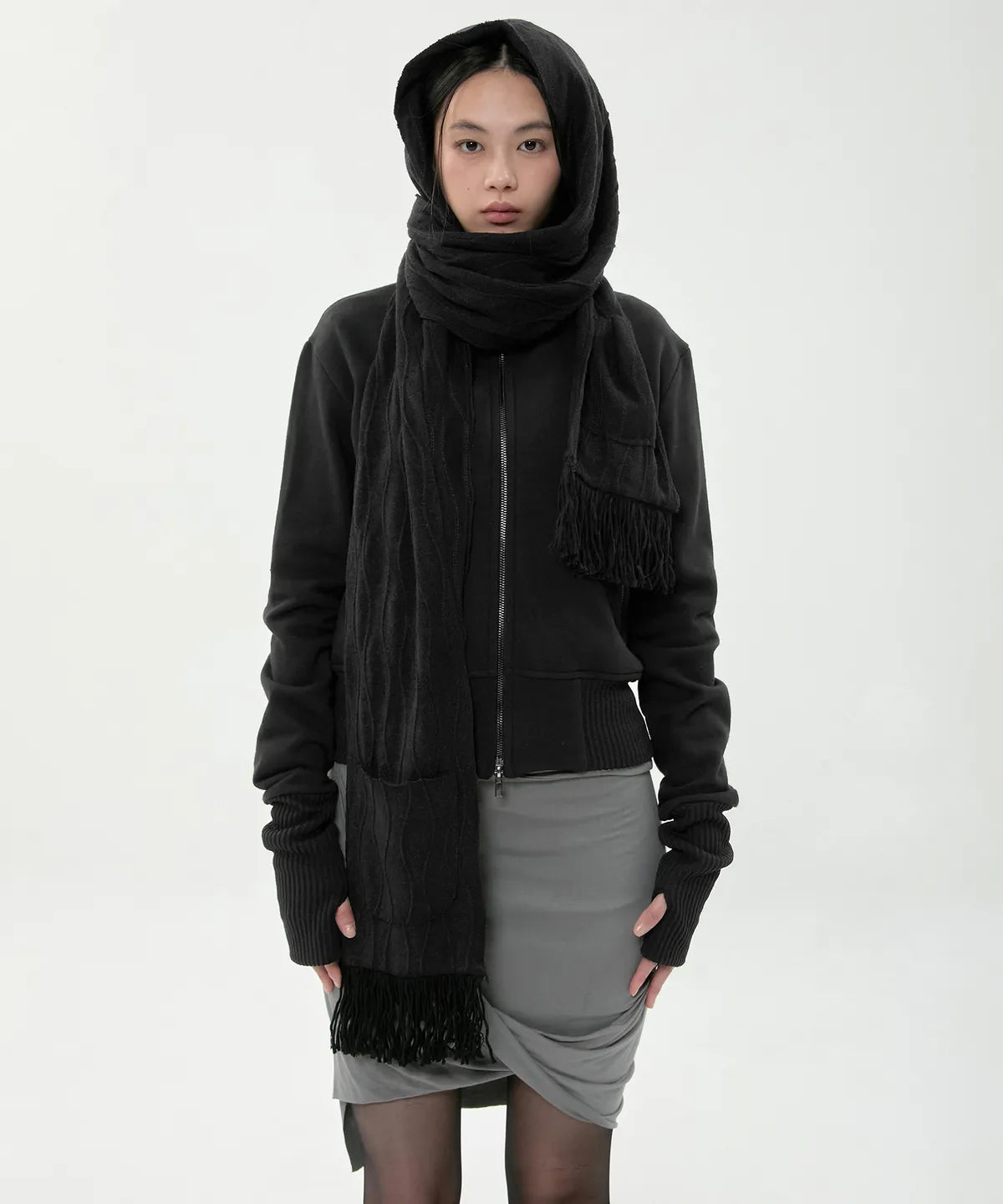 【Flare up】Hoodie Muffler - Black