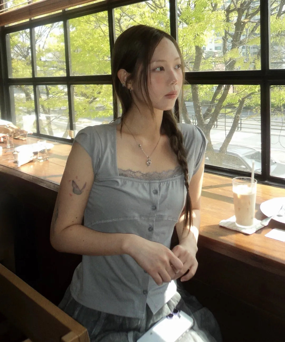 【Flare up】Lace Sleeve Top [Black / White / Gray]