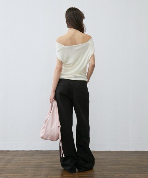 鉚釘線直筒牛仔褲  [White / Black]