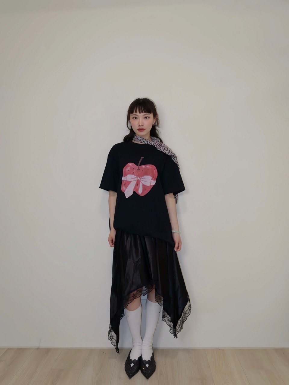 蘋果蝴蝶結oversized T