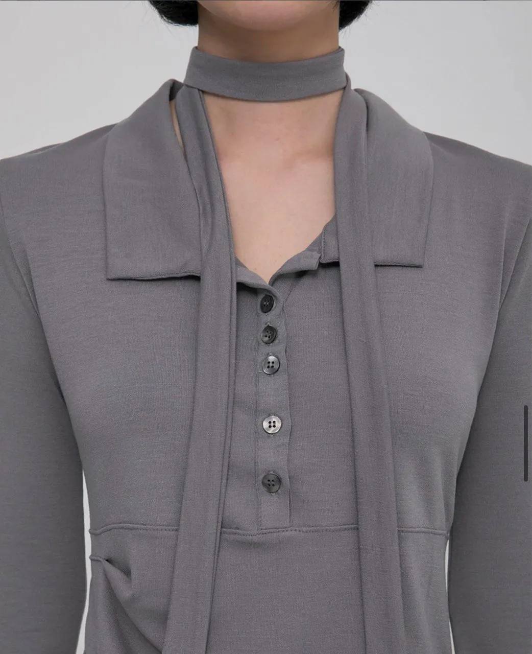 【Flare up】Asymmetrical Draped Shirt  [White / Black / Grey]
