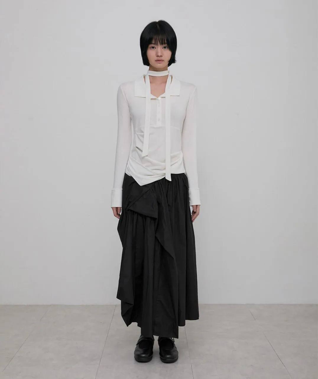 【Flare up】Asymmetrical Draped Shirt  [White / Black / Grey]