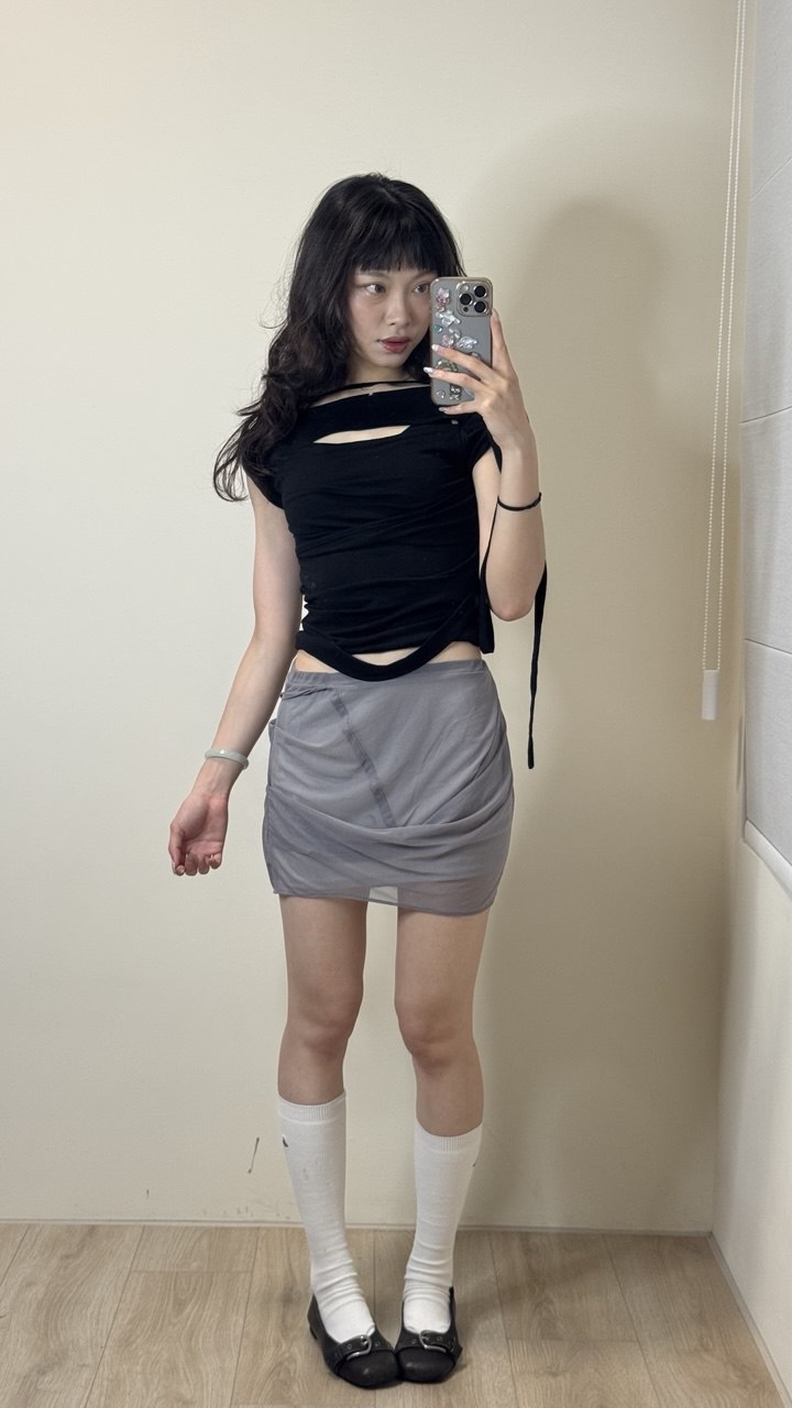 【Flare up】Asymmetrical Draped Strap Roll-Up T-Shirt [4 colors]