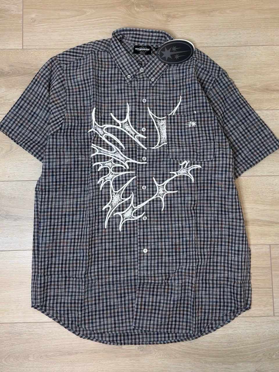 【niceghostclub】tornado star check big big half shirt [ grey / brown ]