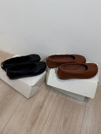 【PAES】Leather String Flat [ Brown / Black ]