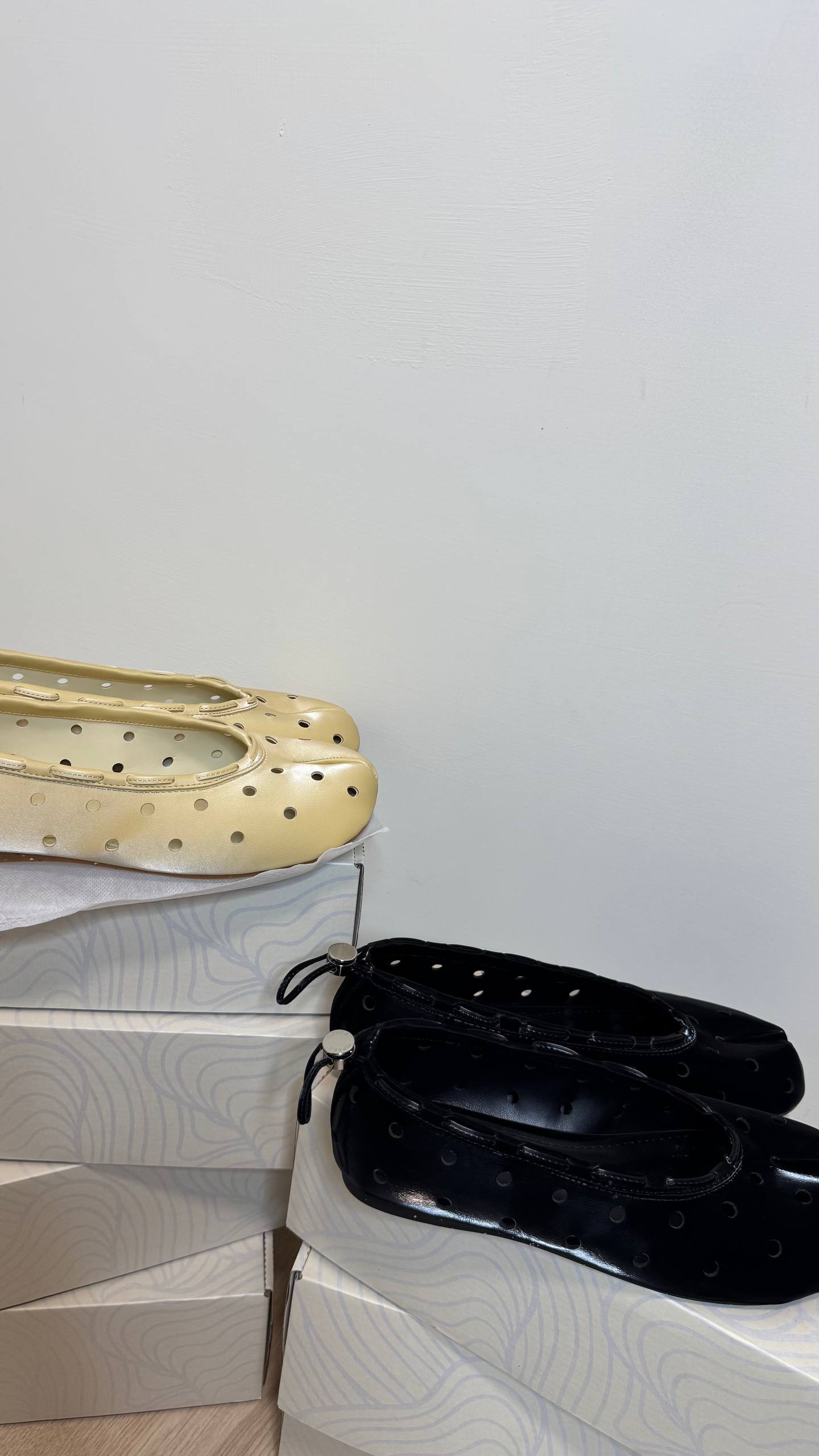 【PAES】Leather String Flat [ Black / Cheese ]