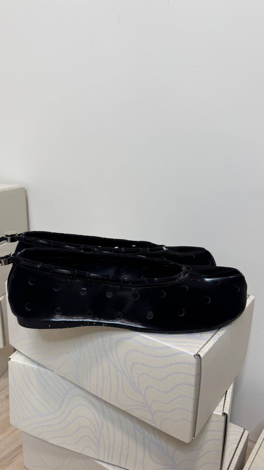 【PAES】Leather String Flat [ Black / Cheese ]
