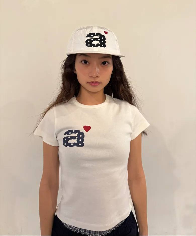 【aeae】DOT SMALL LETTER TEE - 4 colors