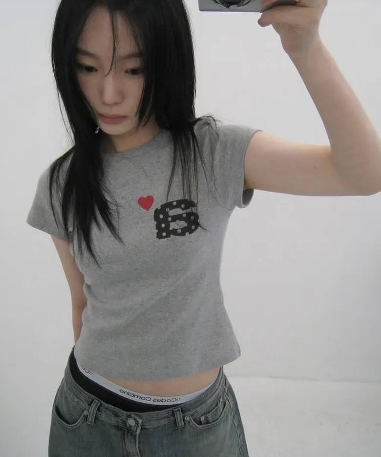 【aeae】DOT SMALL LETTER TEE - 4 colors