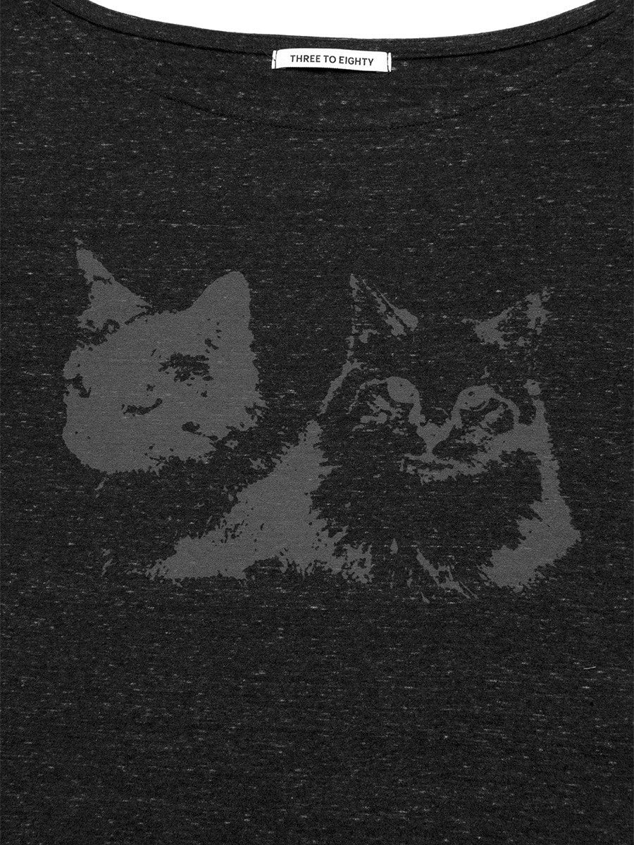 【3hreeto8ighty】OFF-SHOULDER TWIN CAT TEE - 2 colors