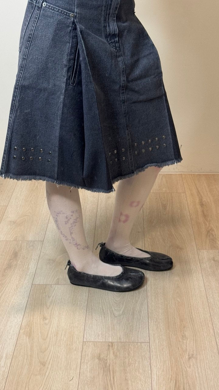 【typeservice】Stud Denim Panel Skirt [ Black ]
