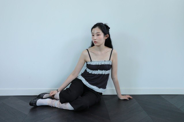 Lace Trim Sleeveless Top - 2 colors