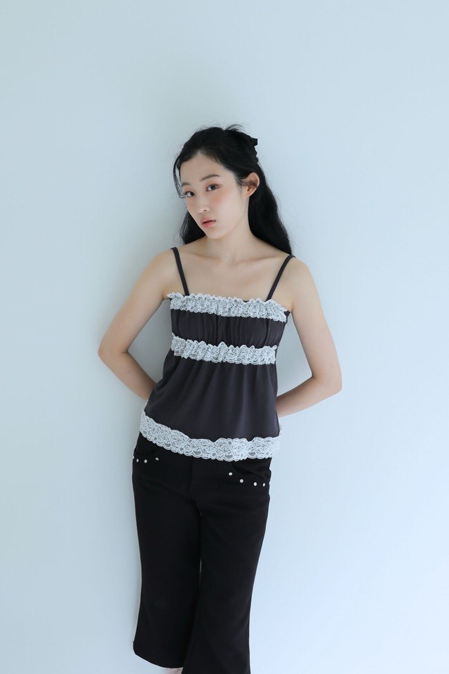 Lace Trim Sleeveless Top - 2 colors