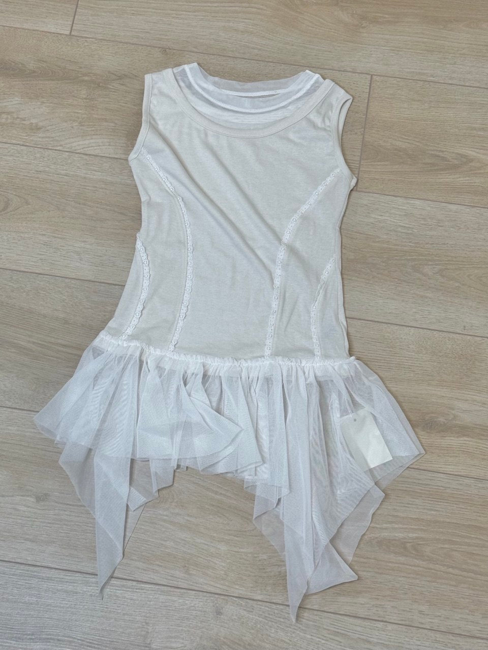 【Flare up】Layered Lace Frill Sleeveless - 3 colors