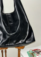 【SCULPTOR】Everyday Hobo Bag  - 3 colors