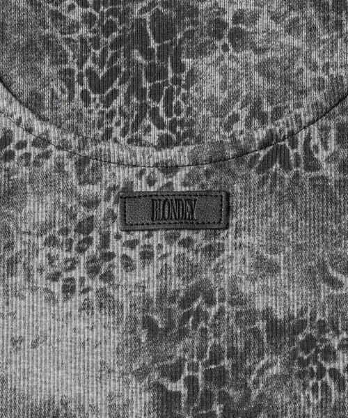 【BLONDEY】大挖背開衩連身短袖 - 2 colors