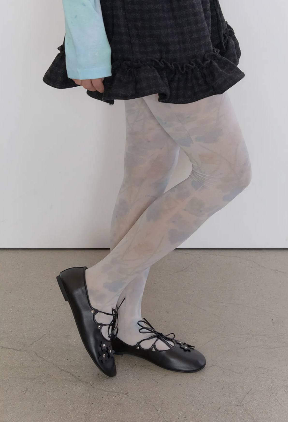 【typeservice】Hazy Petal Tights [ White ]