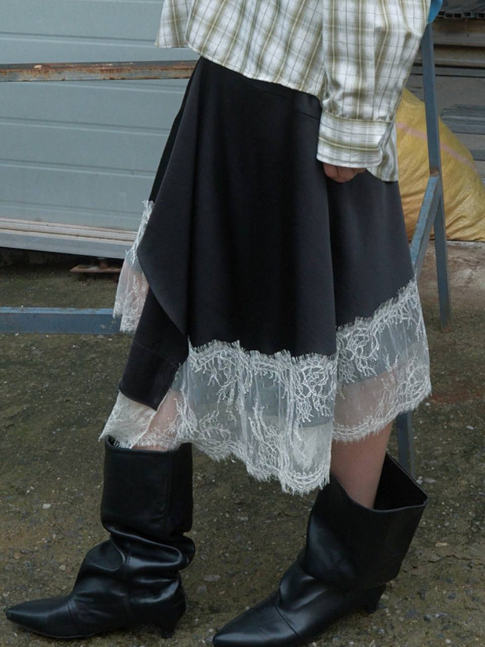 【kijun】SATIN LACE MIDI SKIRT [Black / Charcoal]