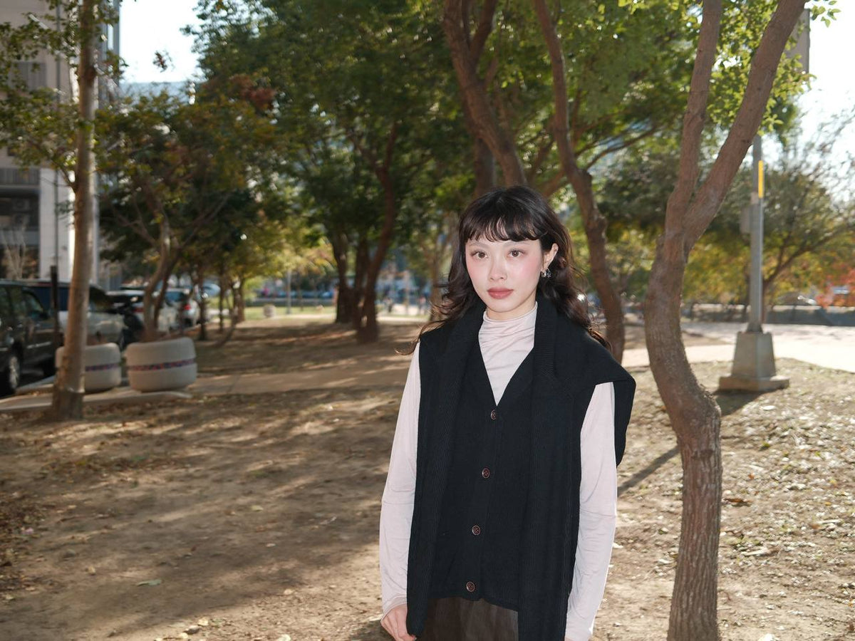 微高領親膚內搭薄長袖