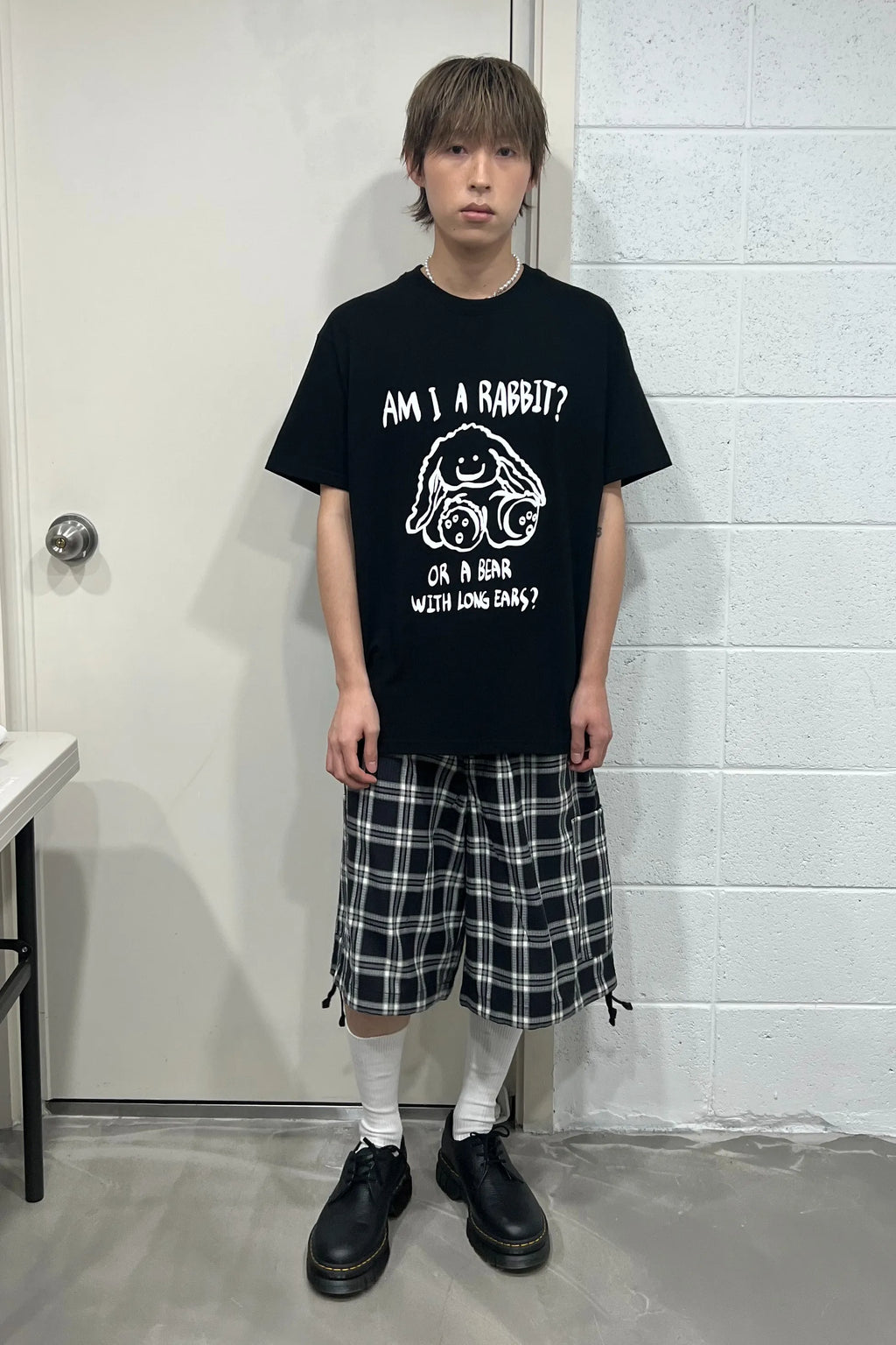 【niceghostclub】rabbit or bear tee [Black / White]